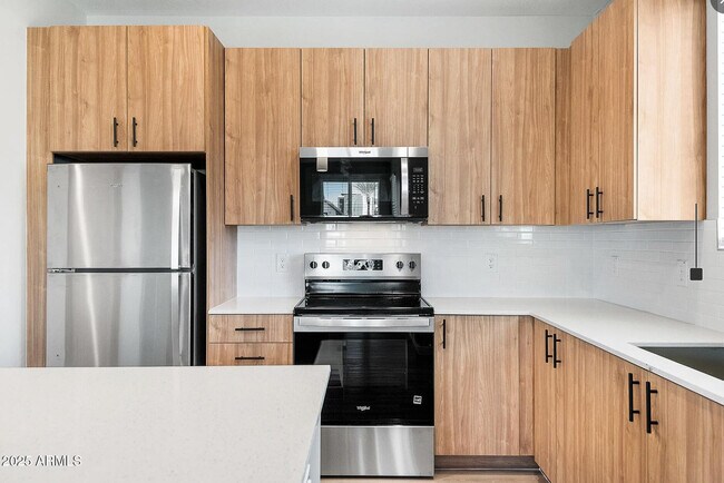 Building Photo - 17365 Rd