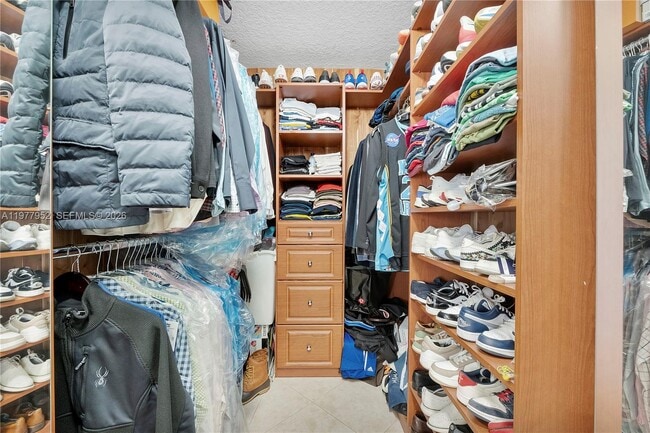 Building Photo - 2365 NW 137th Terrace