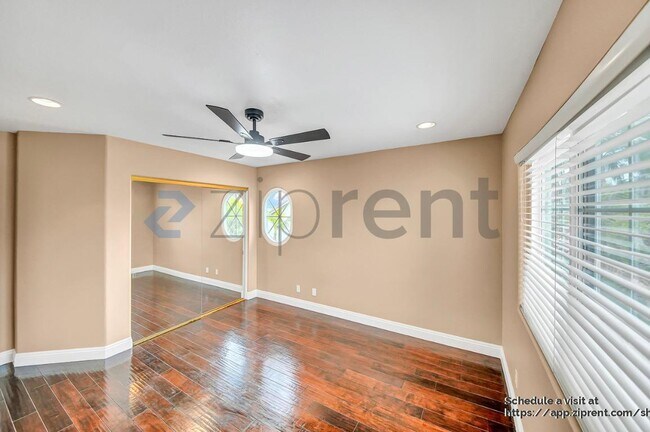 Building Photo - 20 Sierra Vista