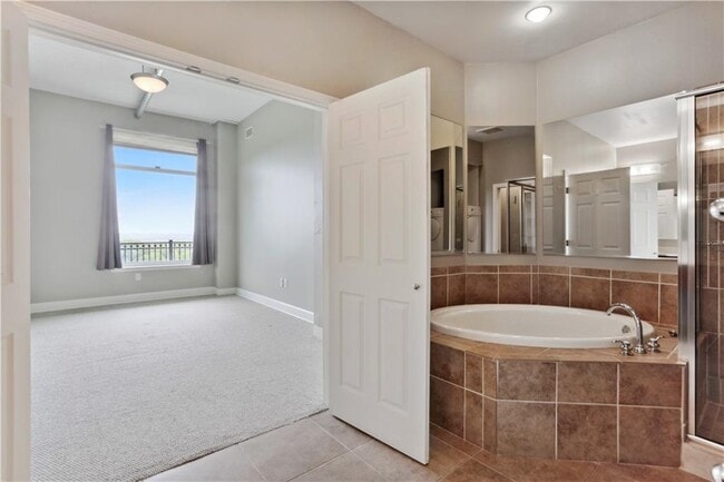 Building Photo - 3820 Roswell Rd NE