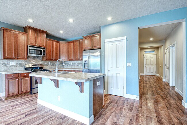 Building Photo - 14822 SW Mulberry Dr