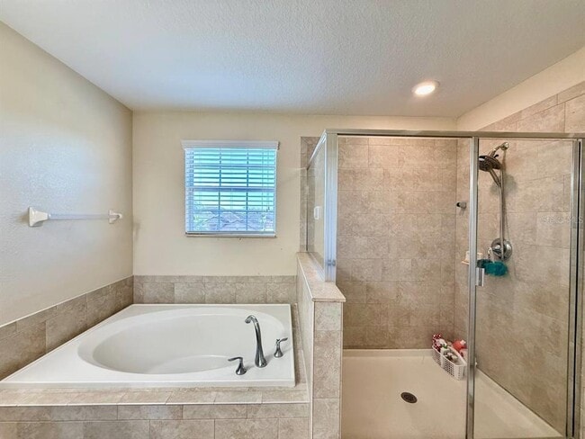 Building Photo - 12404 Ballentrae Forest Dr