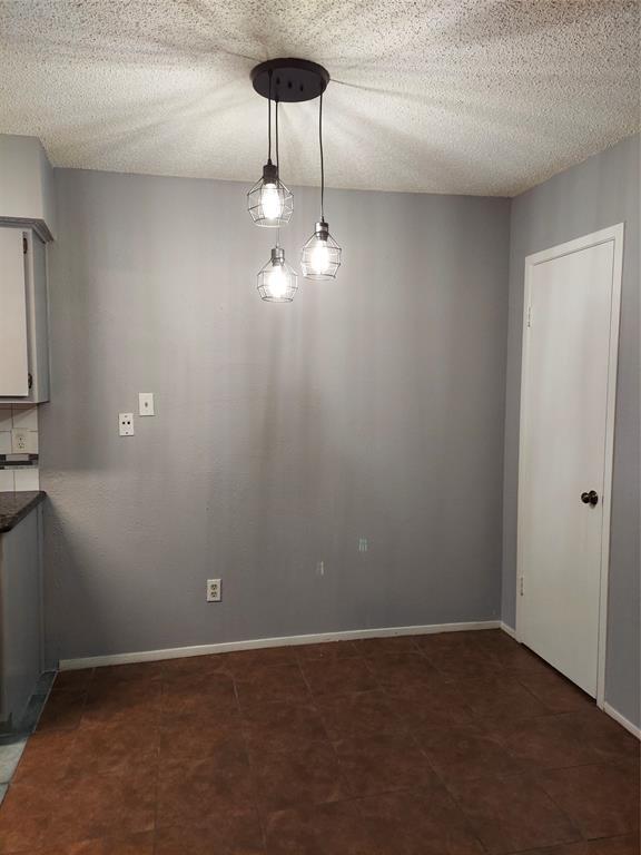 Building Photo - 12615 Brookglade Cir