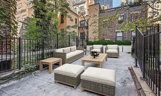 Primary Photo - 121 East 37th Street