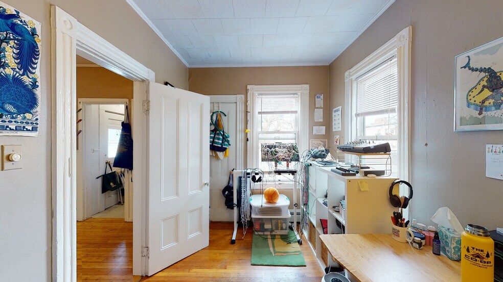 Building Photo - 155 Tremont St