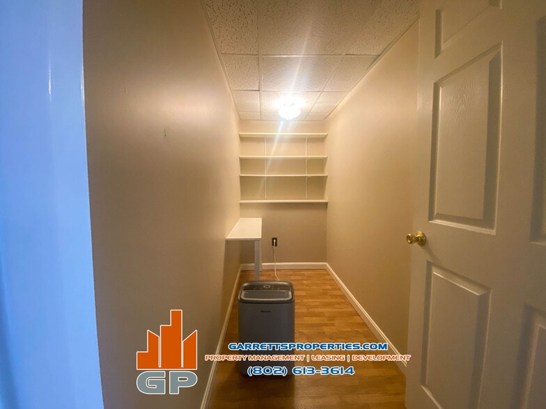 Building Photo - 193 Browns River Rd