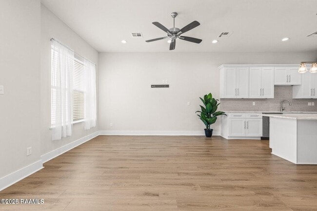 Building Photo - 106 Gadwall Dr