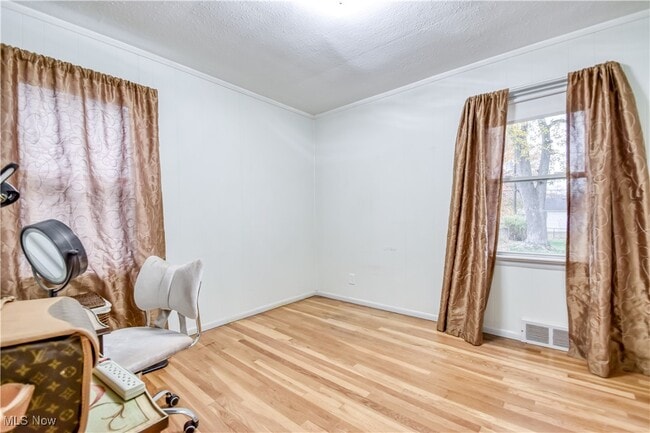 Building Photo - 5134 Harmony Ln