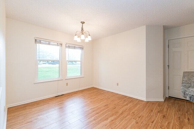 Building Photo - 9010 Zephyr Ct