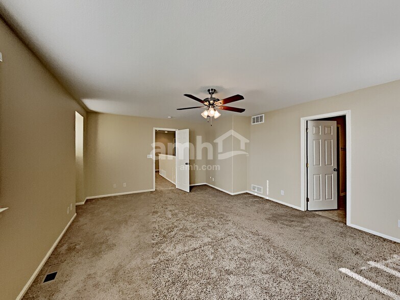 Building Photo - 13954 Ivy St