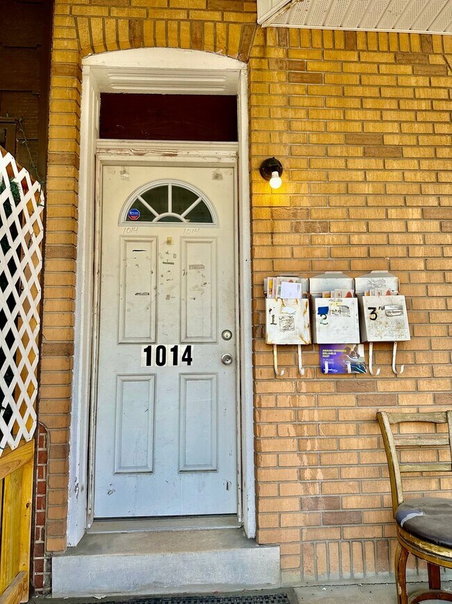 Building Photo - 1014 S 6th St