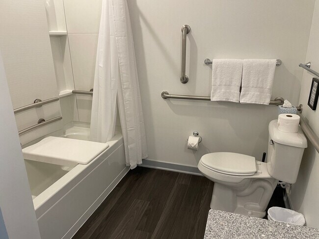 Building Photo - 5102 Aldersgate Dr