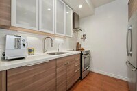 Building Photo - "Chic 1-Bed Oasis with Movie Room & Pool i...