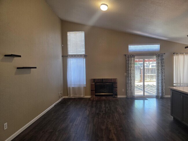 Building Photo - 1461 Velasquez Ln