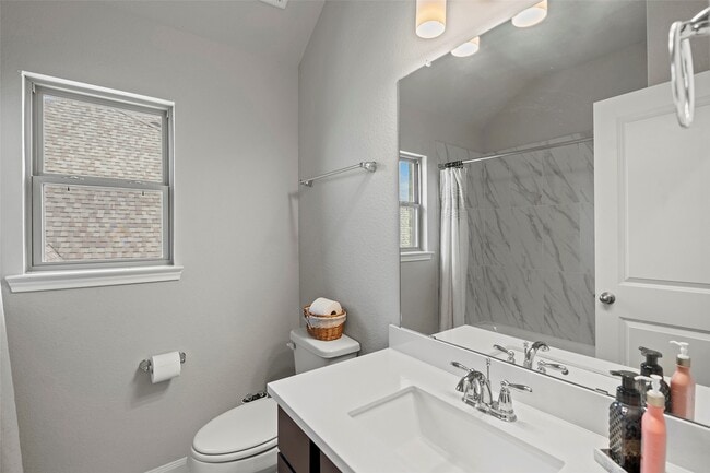 Building Photo - 11307 Cosmopolitan Dr
