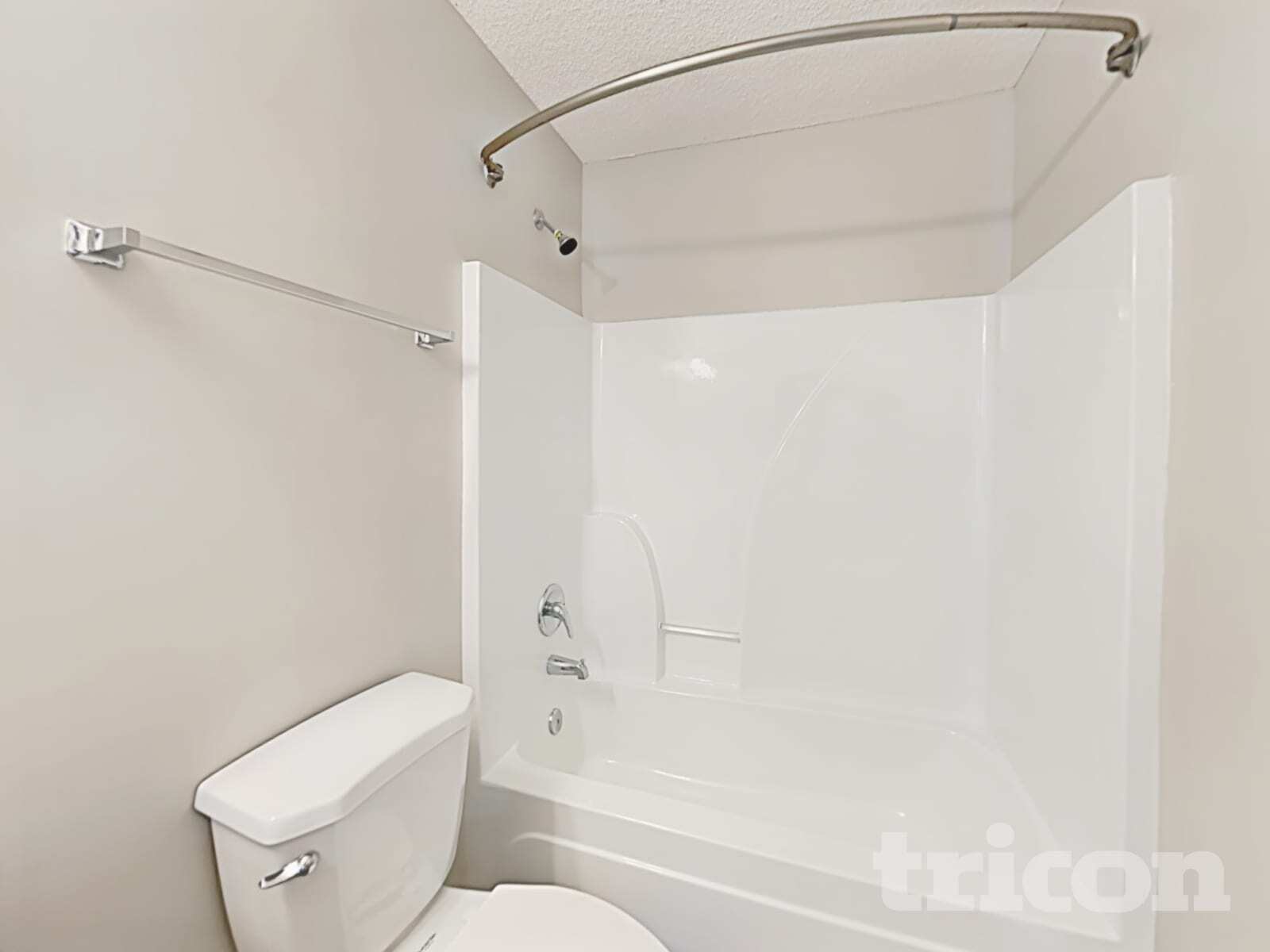 Building Photo - 208 Ravenwood Ct