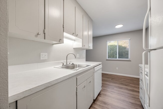 Interior Photo - Juniper Apartments