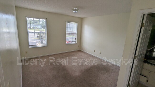 Building Photo - 230 Magnolia Plantation Ct