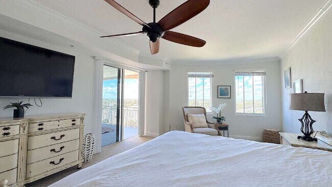 Building Photo - 1425 Ocean Shore Blvd