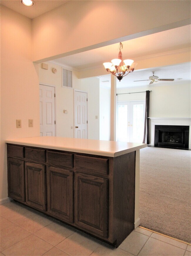 Building Photo - Home Available in Birmingham! Available to View Now! DEPOSIT PENDING!!!