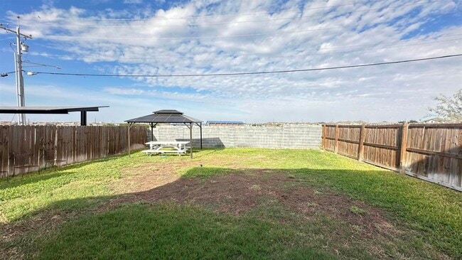 Building Photo - 3614 Jorge Sosa Dr