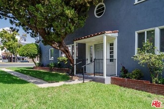 Building Photo - 1812 W Glenoaks Blvd