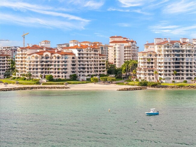 Building Photo - 7471 Fisher Island Dr