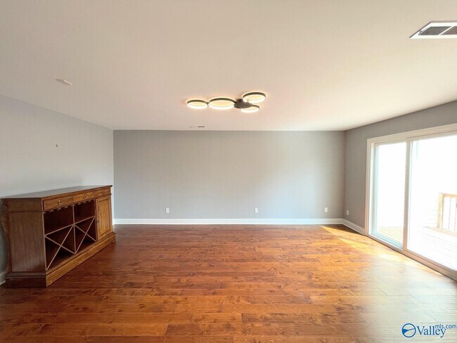 Building Photo - 6659 Steeplechase Dr NW