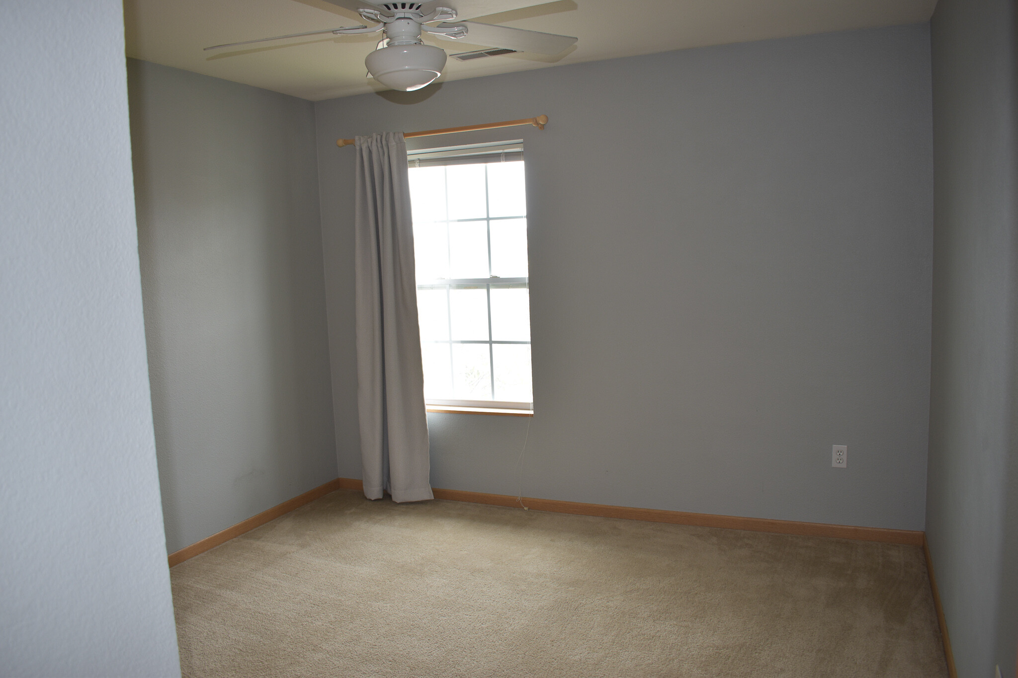 2nd Bedroom - 6672 102nd St