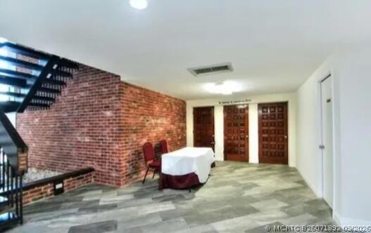 Building Photo - 2900 NW 46th Ave