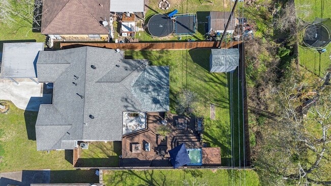 Building Photo - 4610 Ella Blvd