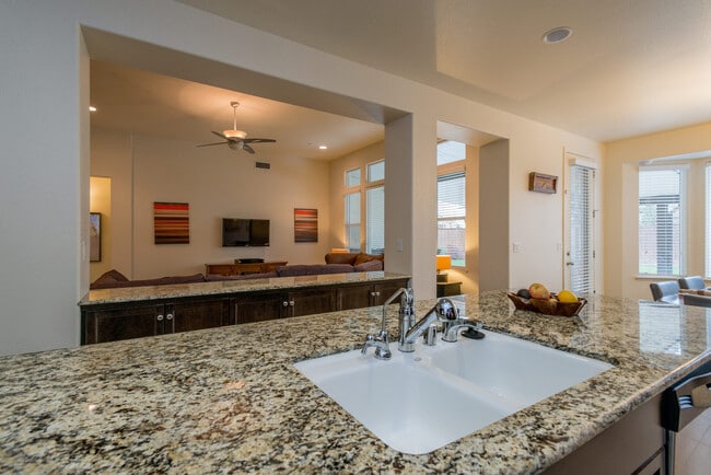 Building Photo - Pristine Harlan Ranch Home