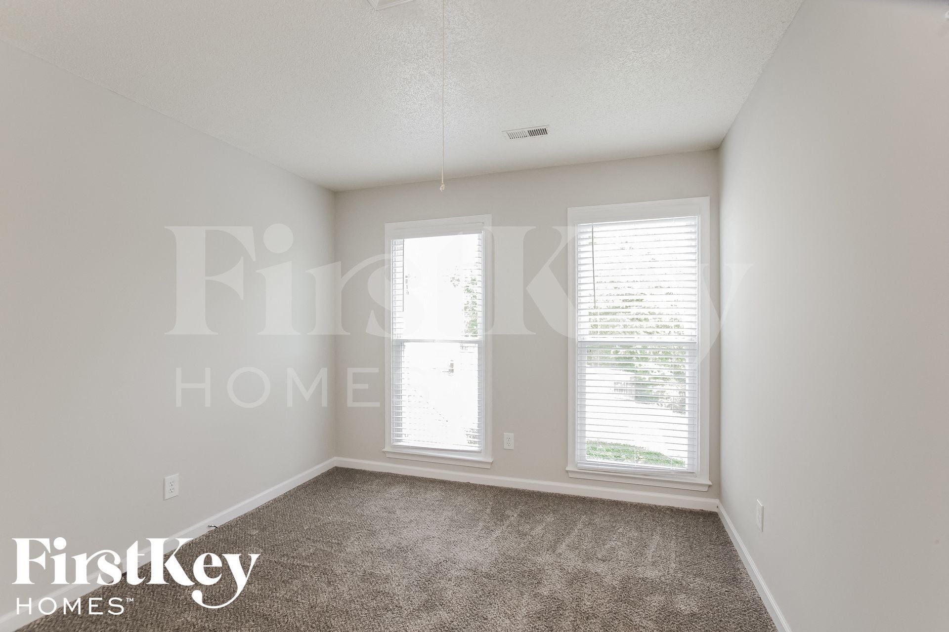 Building Photo - 3321 Argyle Ln