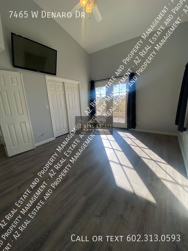 Building Photo - 7465 W Denaro Dr