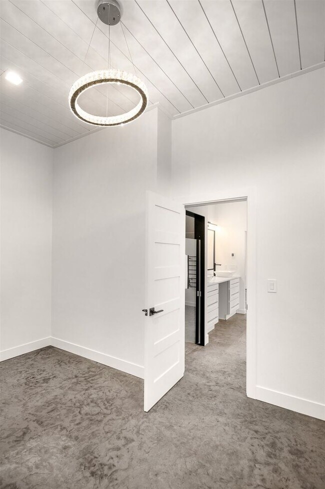 Building Photo - Modern Newly Built 4 Bed, 3 Bath Home!