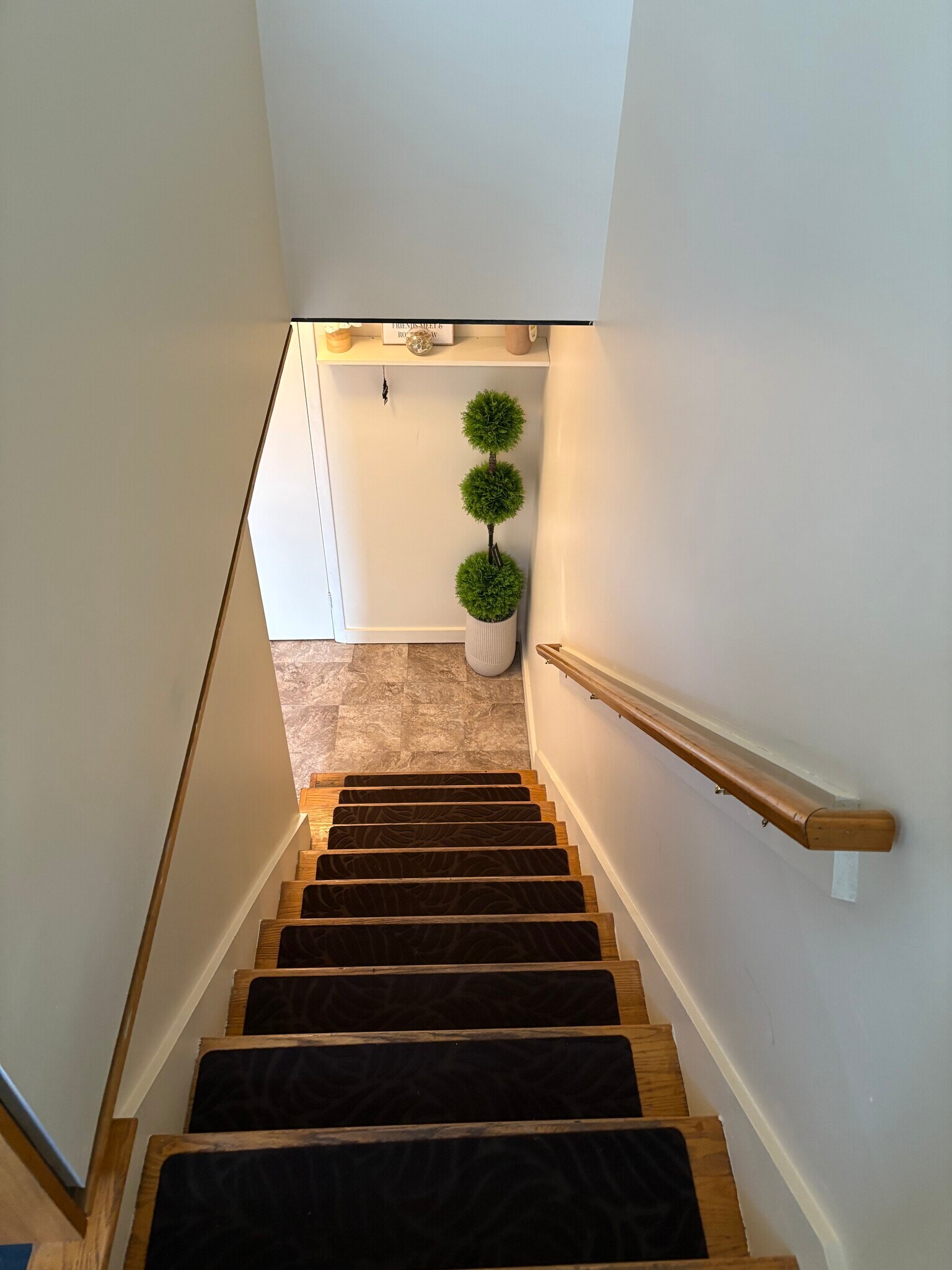 2fl stairway - 107 Robert Dr