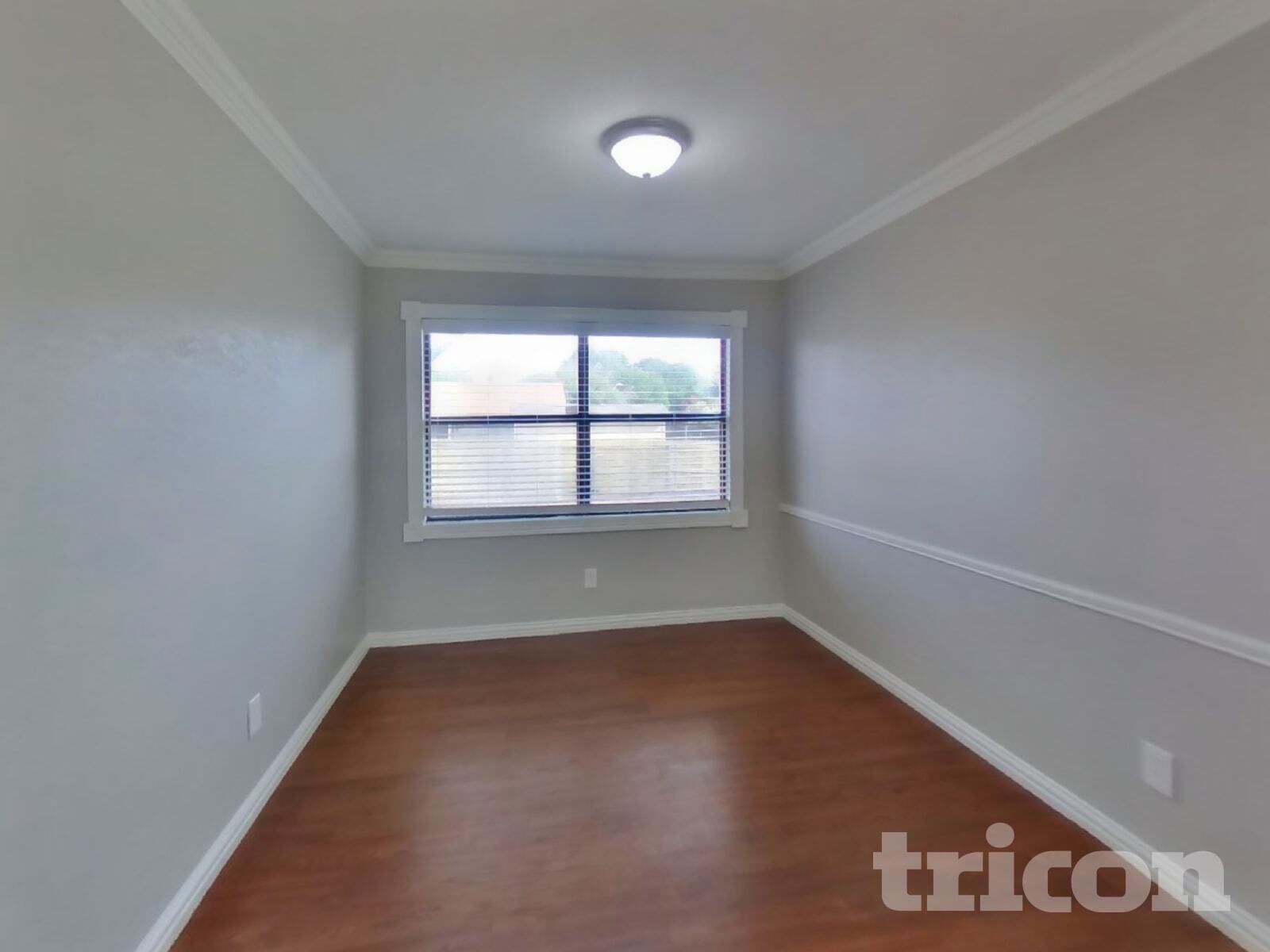 Building Photo - 414 Hemlock Dr