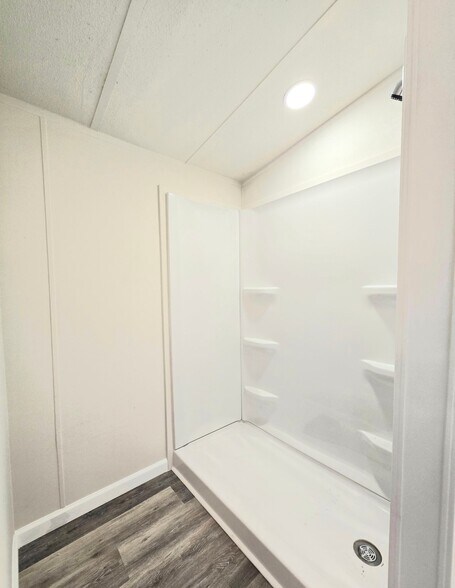 Building Photo - 1114 Lavender Rd