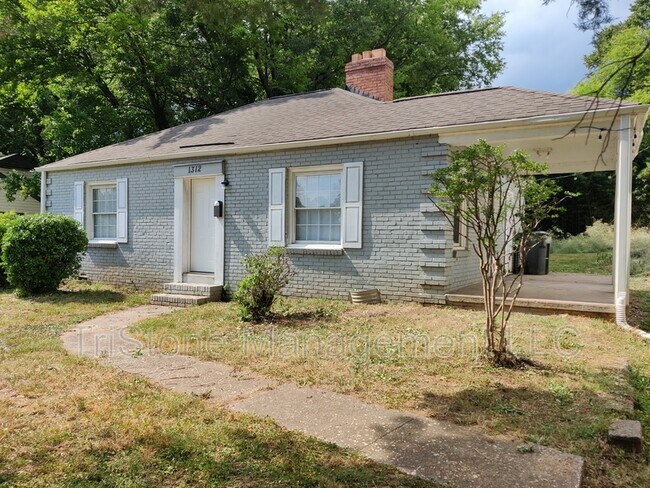 Building Photo - 1312 Bethel Rd