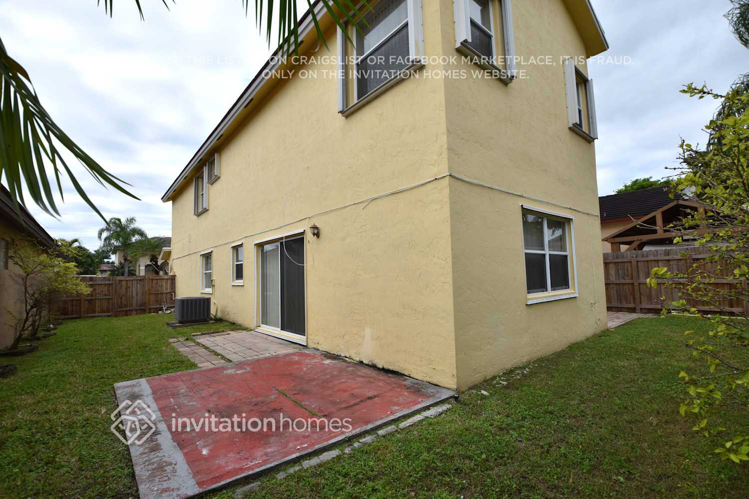 Building Photo - 14671 SW 156th Ave