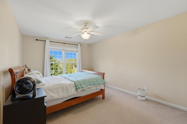 Building Photo - Stunning 4BR Home in Cascade Falls – Modern Upgrades & EV Ready!