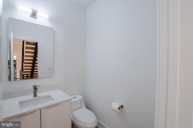 Building Photo - 119 Greenwich St