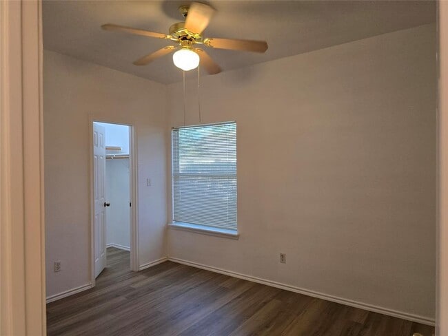 Building Photo - 8701 Weiser Dr