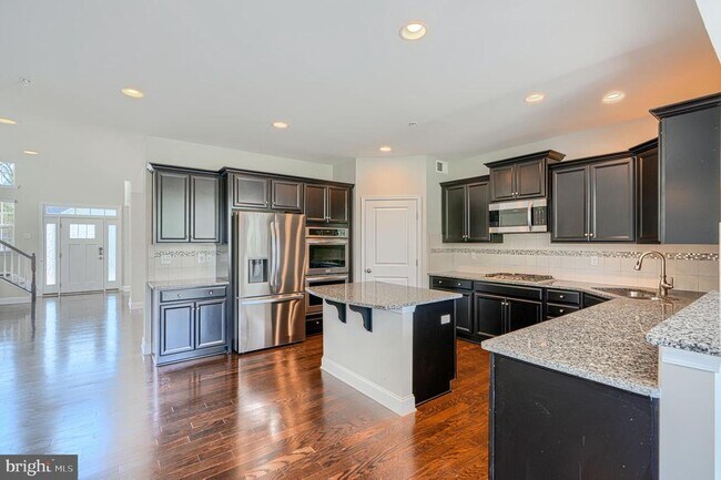 Building Photo - 9768 Powder Hall Rd