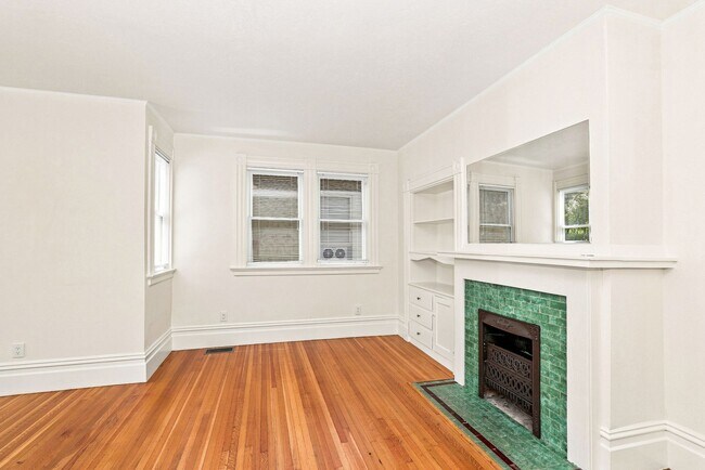 Building Photo - 1741 Rose St