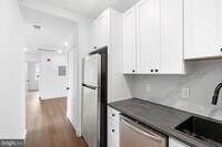Building Photo - 929 N 40th St