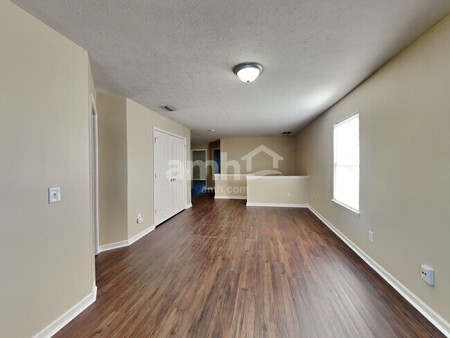 Building Photo - 3427 Talavera Dr