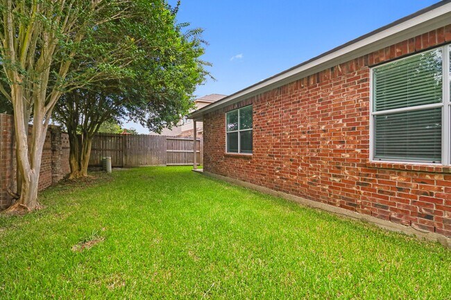 Building Photo - 3611 Rocky Ledge Ln