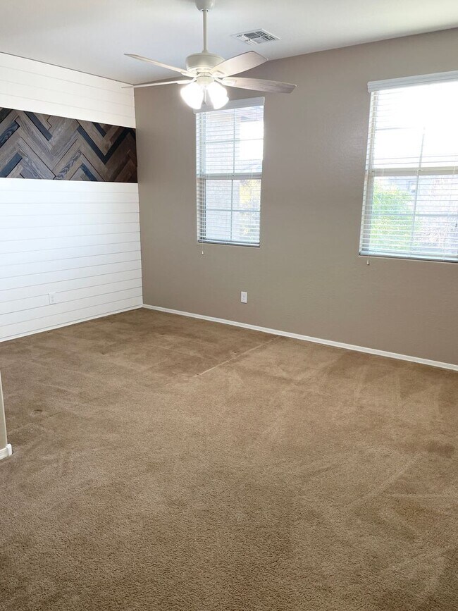 Building Photo - 3454 E Azalea Dr