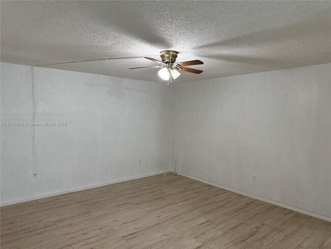 Building Photo - 7711 SW 56th St